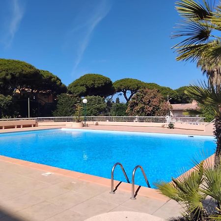 Studio Hyeres Port Et Iles D'Or. المظهر الخارجي الصورة