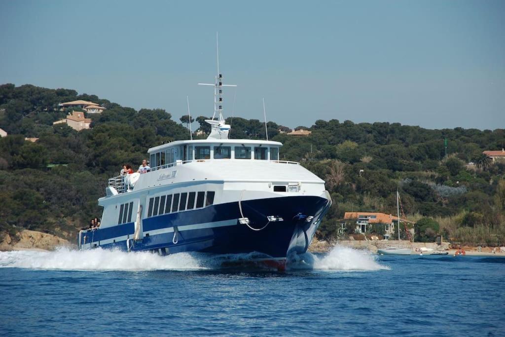 Studio Hyeres Port Et Iles D'Or. المظهر الخارجي الصورة